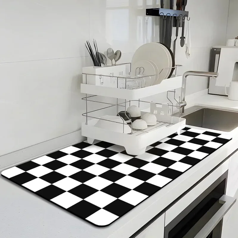 حصيرة تجفيف أطباق مطبخية بنمط  - مراجعة Bar Mat Rubber وسعره